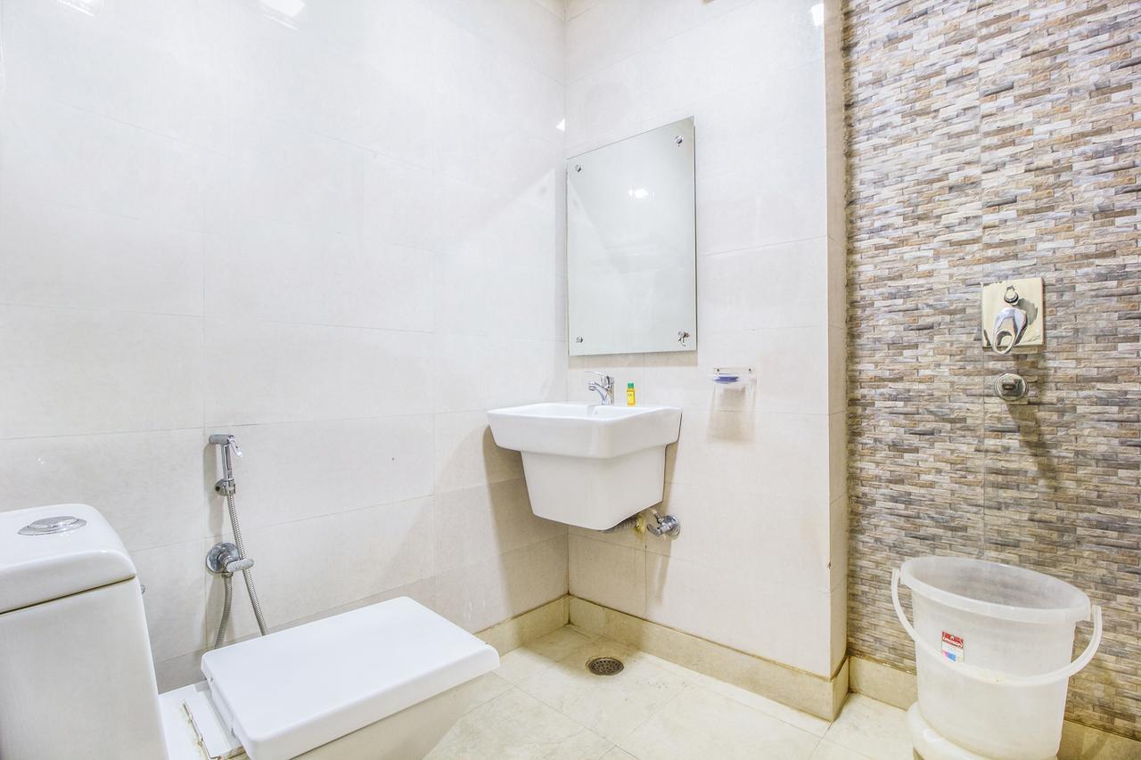 Fabexpress Le Continental Paharganj New Delhi Hotell Exteriör bild