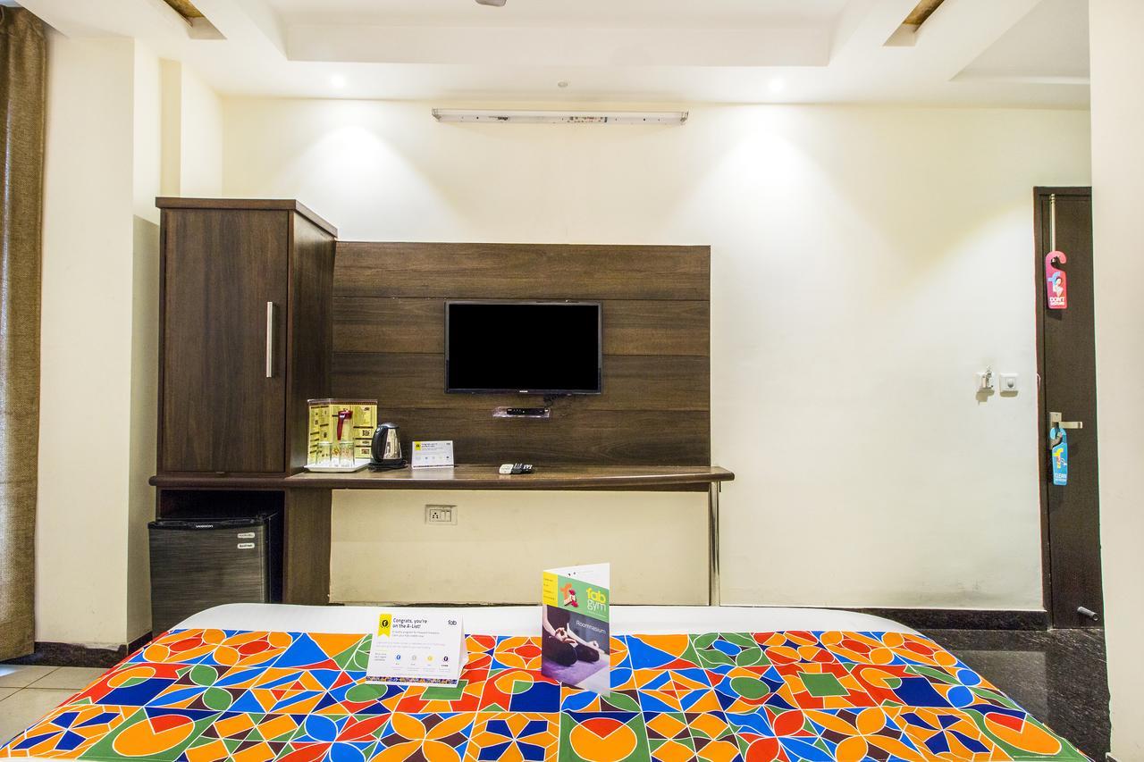 Fabexpress Le Continental Paharganj New Delhi Hotell Exteriör bild