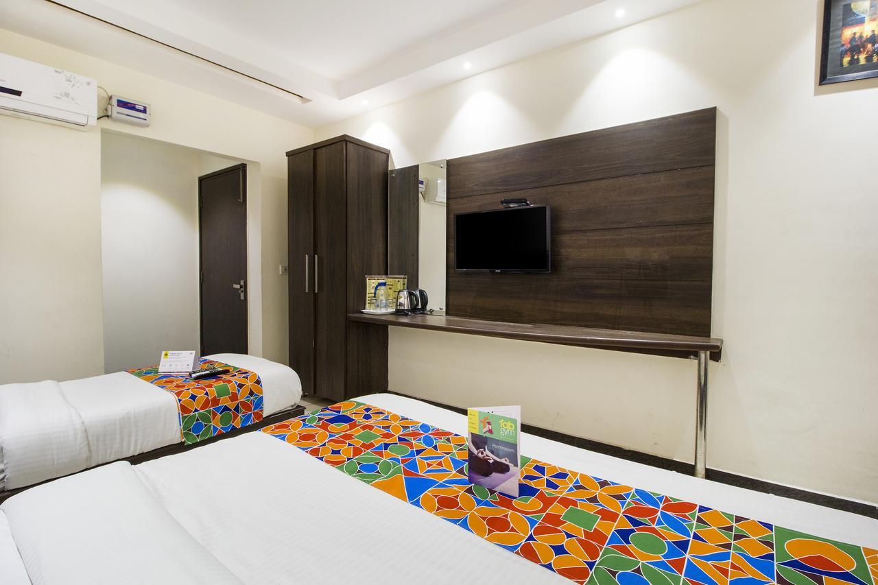 Fabexpress Le Continental Paharganj New Delhi Hotell Exteriör bild