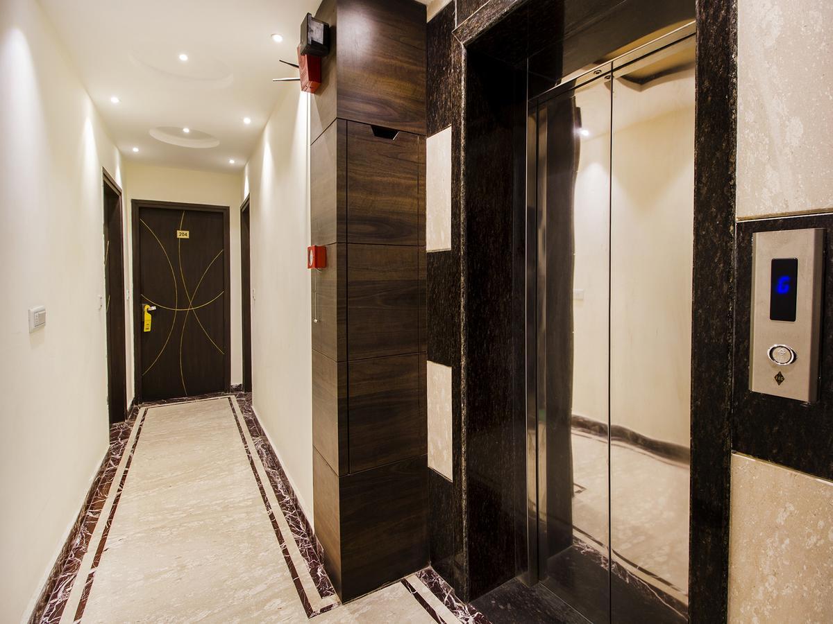 Fabexpress Le Continental Paharganj New Delhi Hotell Exteriör bild