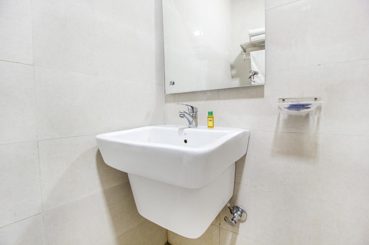Fabexpress Le Continental Paharganj New Delhi Hotell Exteriör bild