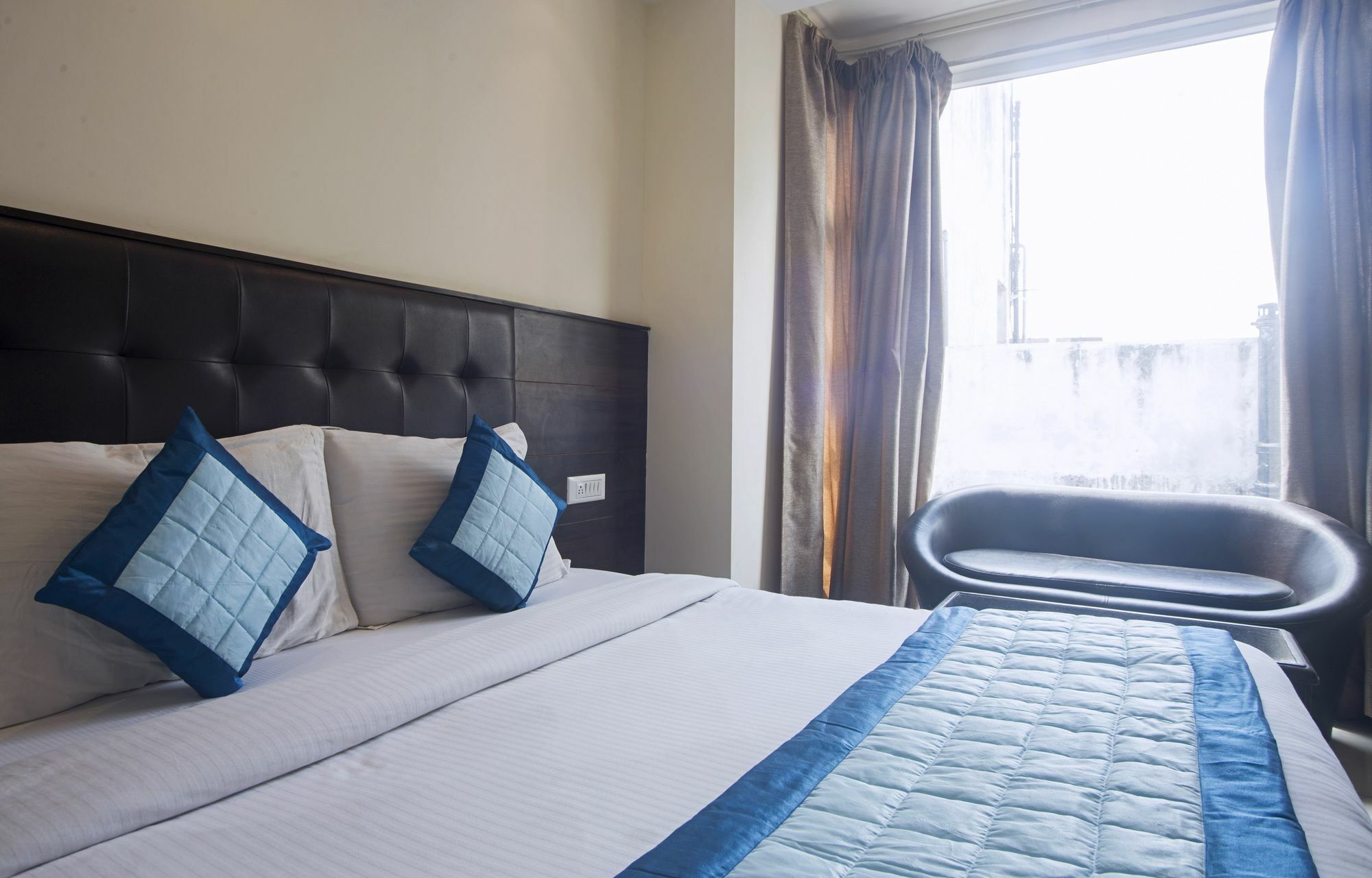 Fabexpress Le Continental Paharganj New Delhi Hotell Exteriör bild